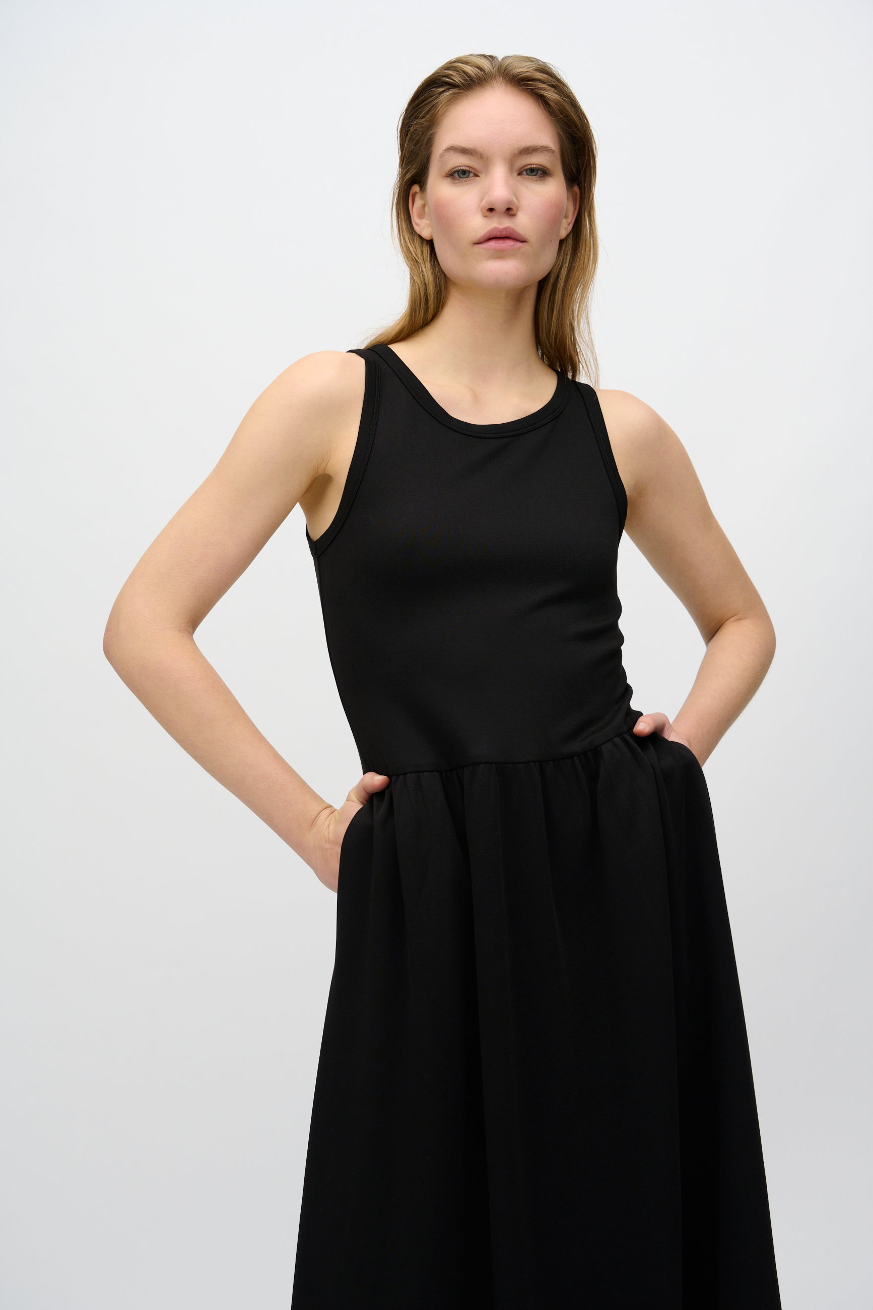 minimum female Aya midi dress 4266 Midi Dress 999 Black