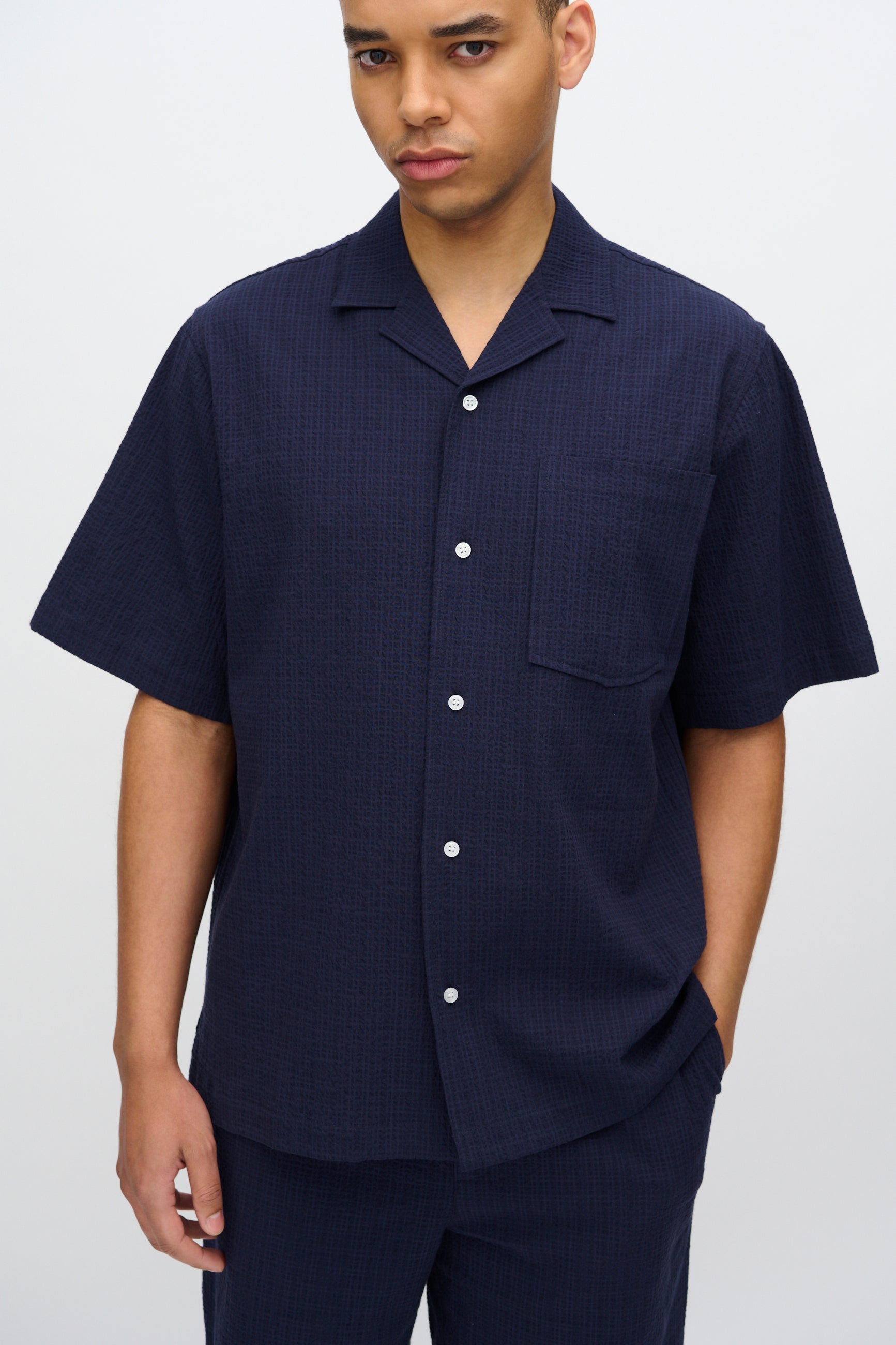 minimum male Hayden relaxed short sleeved shirt 4216 Short Sleeved Shirt 3922 Sky Captain