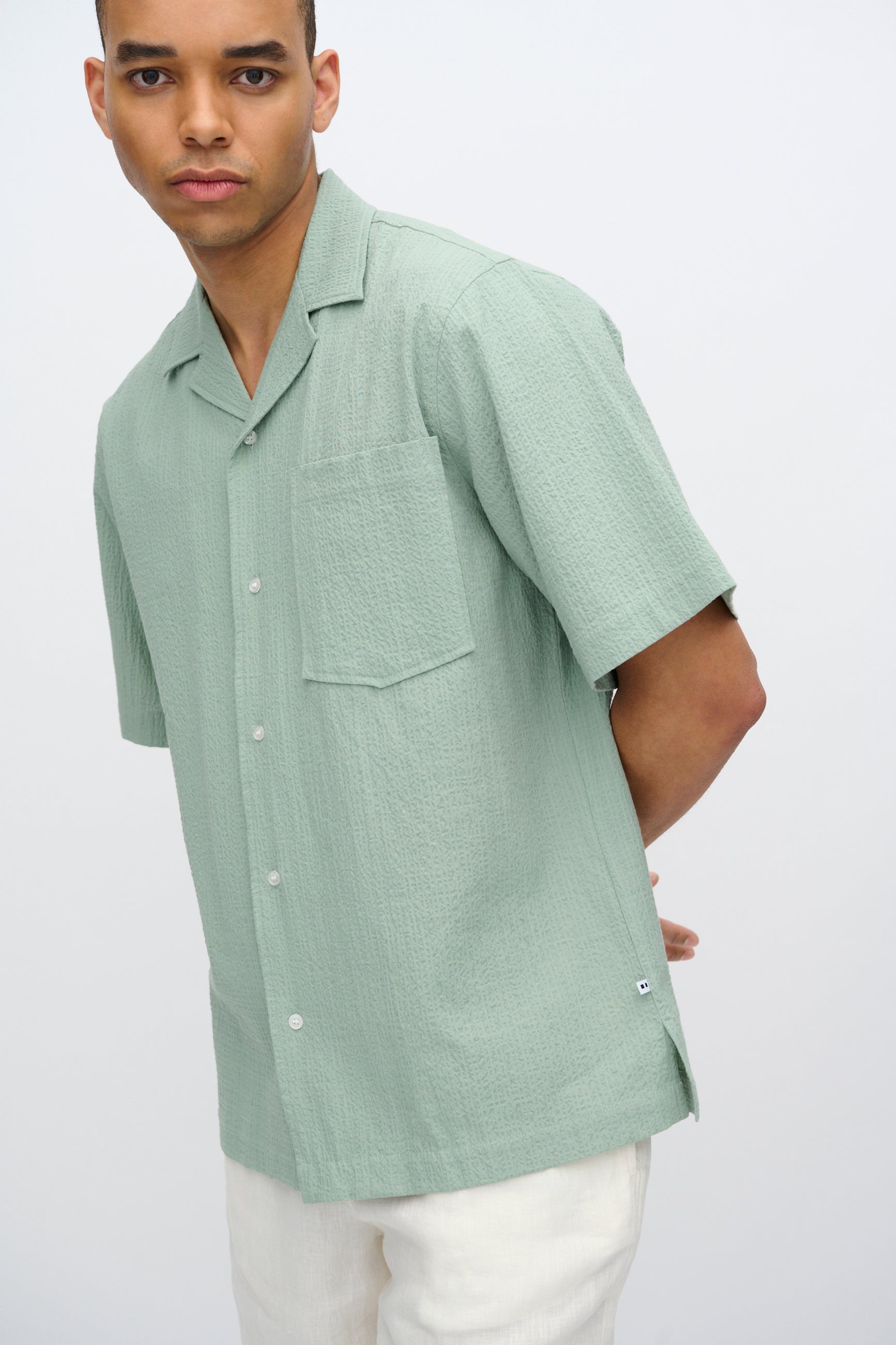 minimum male Hayden relaxed short sleeved shirt 4216 Short Sleeved Shirt 5808 Iceberg Green