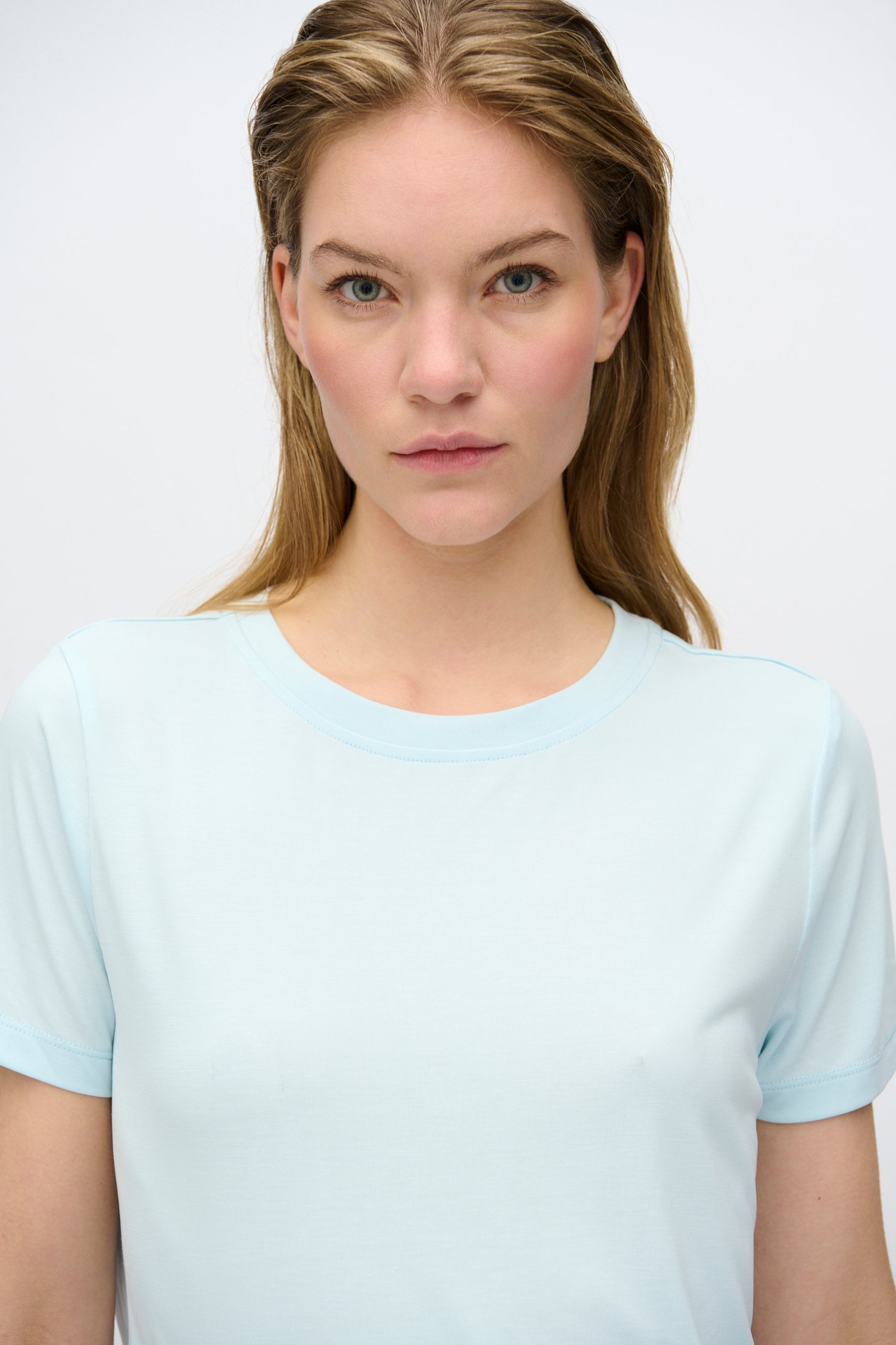 minimum female Rynah t-shirt 2.0 0281 Short Sleeved T-shirt 1242 Delicate Blue