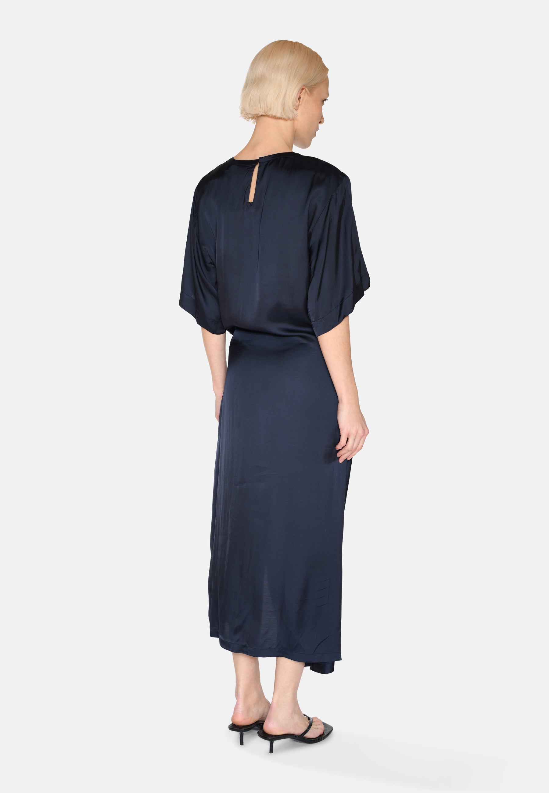 minimum female Josie satin midi dress 4165 Midi Dress 3922 Sky Captain
