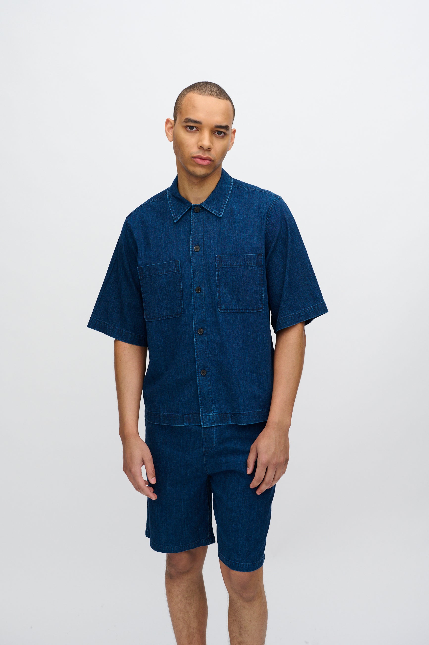 minimum male Lennon short sleeved shirt in linen blend 4239 Short Sleeved Shirt 3922 Sky Captain